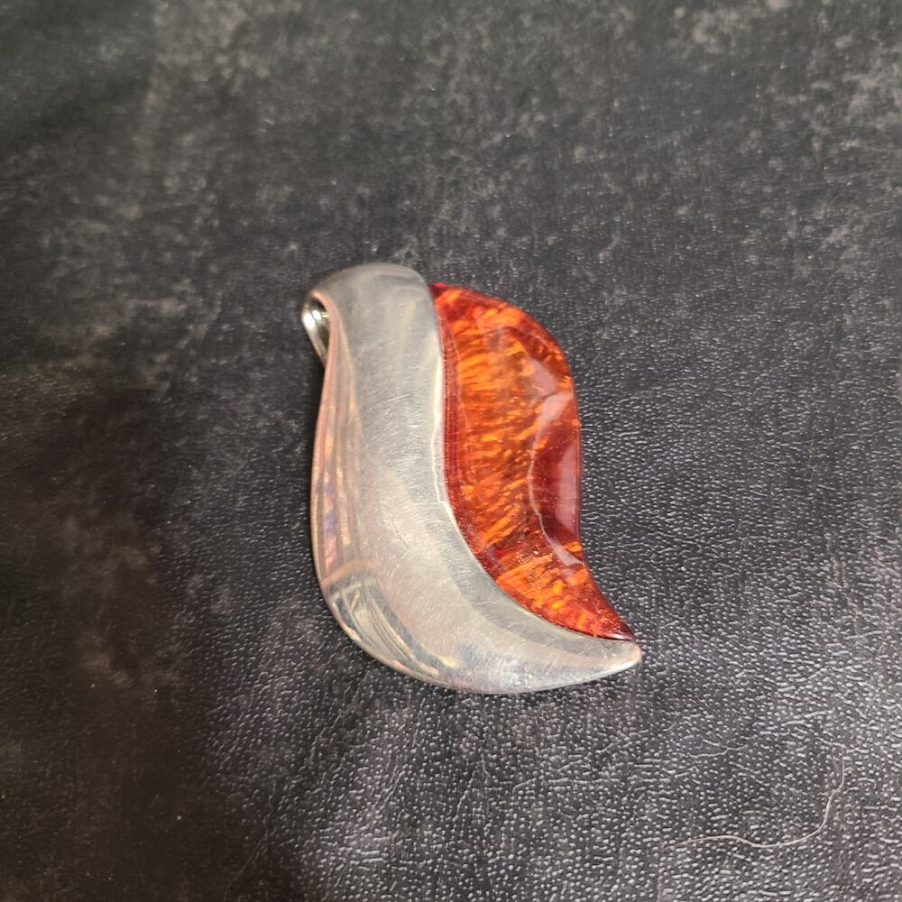 Vintage 90s bow amber and silver plate hanging pendant